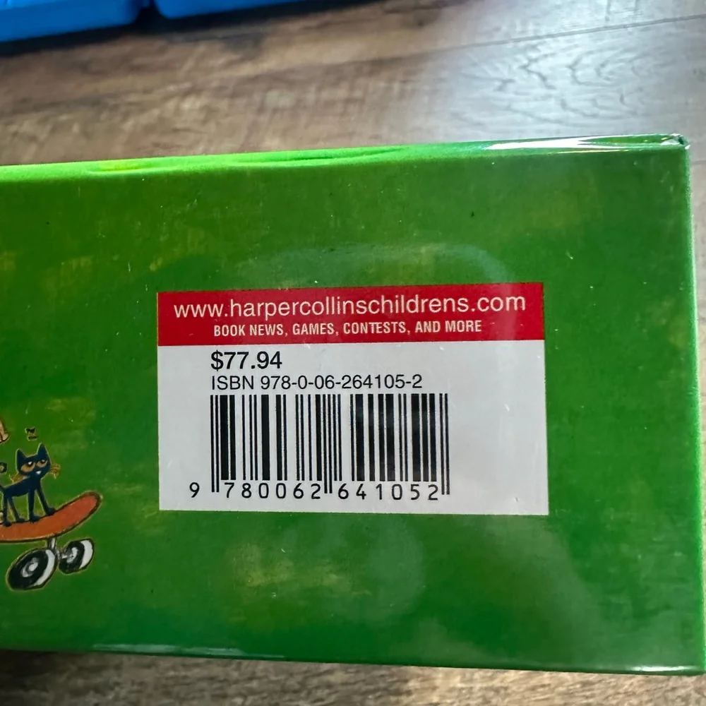 HarperCollins Pete the Cat's Groovy Box of Books set